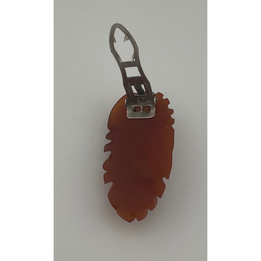 Vintage Art Deco Carved Bakelite Leaf dress clip light brown caramel 30s 40s 2" - Picture 6 of 7